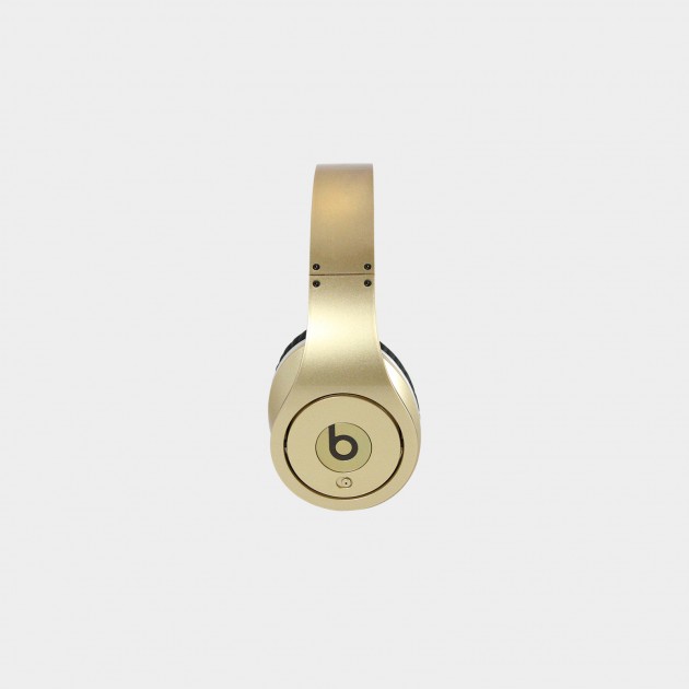 Gold Beats by Dre