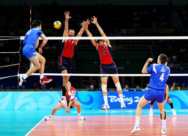 Mizuno vs. Asics Volleyball Shoes - stack Mizuno vs. Asics Volleyball Shoes - stack