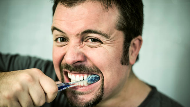 Proper brushing to combat gum disease 