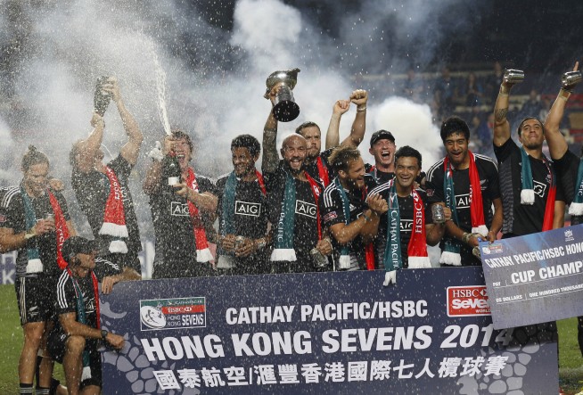 New Zealand All Blacks Hoist the Hong Kong Sevens Trophy