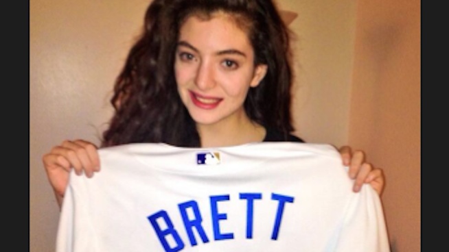 Music in Sports Roundup: San Francisco Bans Lorde's 'Royals' From Radio For World Series