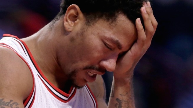 What's Wrong With Derrick Rose? 5 Expert Theories on the Oft-Injured Star