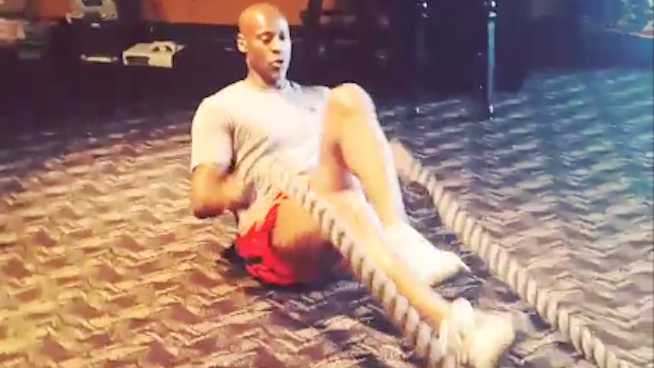 LaTroy Hawkins's Epic Battle Ropes Workout