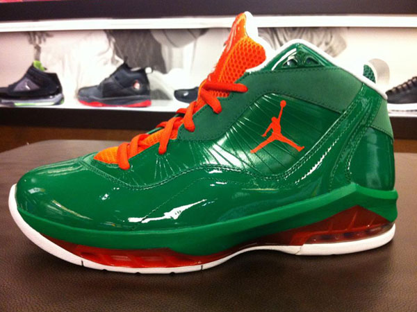 Jordan Melo M8 Christmas