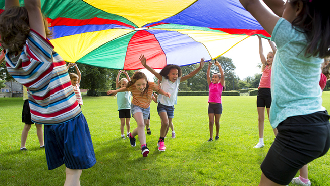 10 Classic Schoolyard Games Kids Play in Latin America